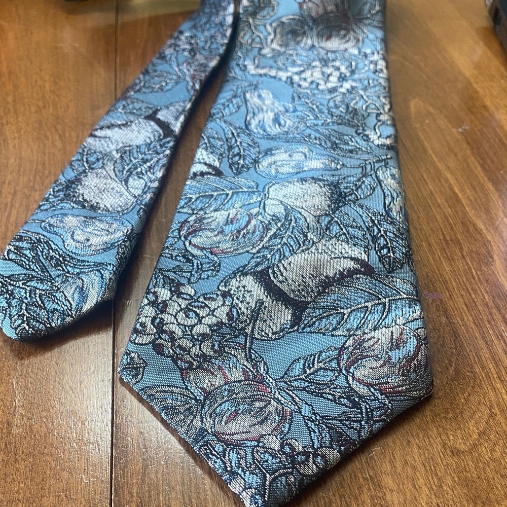 Norseman Fruit Silver Copper Gold Grey Tie Wine Gorgeous